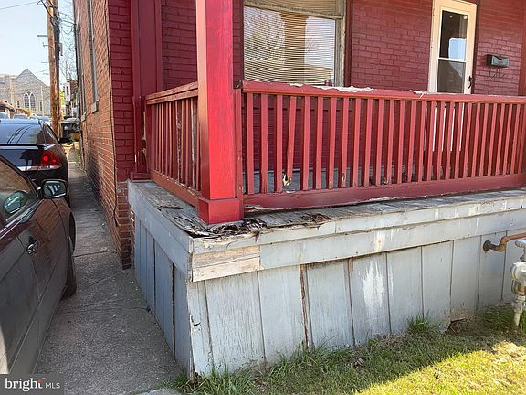 4th image of 119 N 17th St