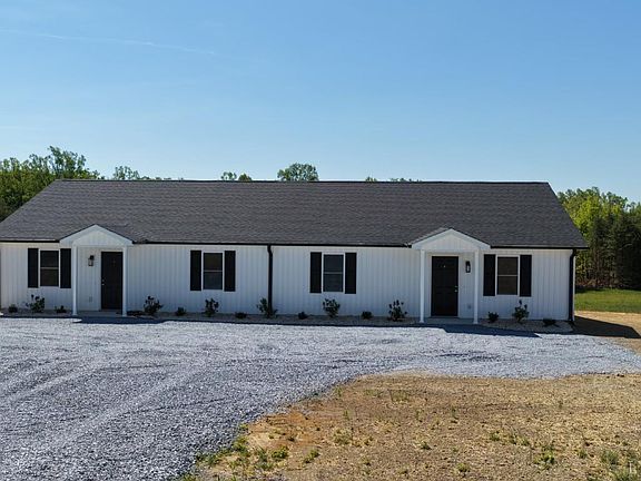 2nd image of 2266 Smith Mountain Lake Pkwy