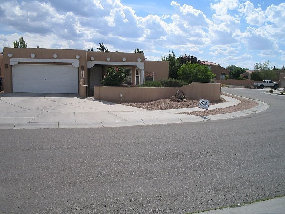 1st image of 10125 Calabacillas Ct NW