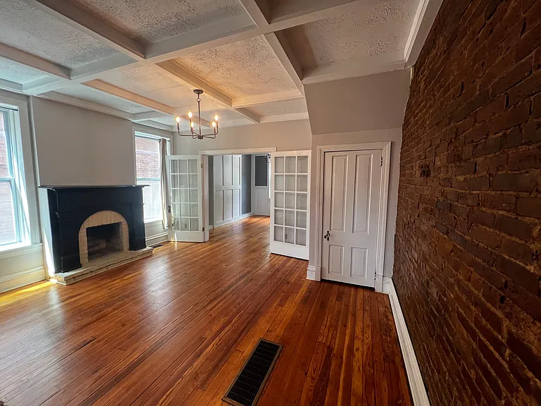 3308 Illinois Ave — Photo 5