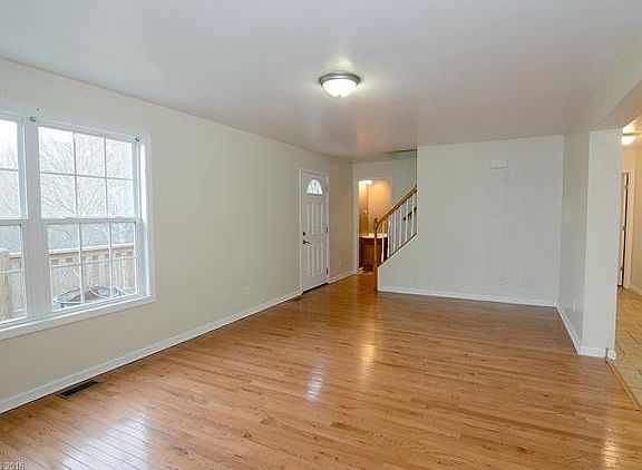 3rd image of 259 Valley Overlook Dr
