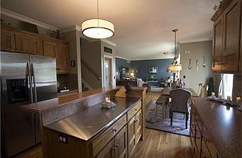 3rd image of 4811 W 158th Ter