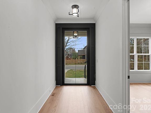 3rd image of 4345 Castleton Rd