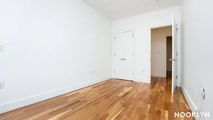 Rented by Nooklyn NYC LLC | media 26