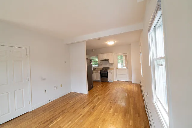 13-15 Gay St #13 — Photo 9