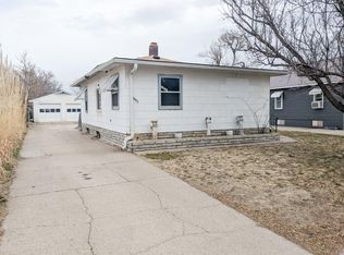 1317 E A St, Mccook, NE 69001