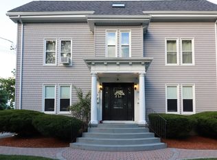 284 Ash St #1, Reading, MA 01867