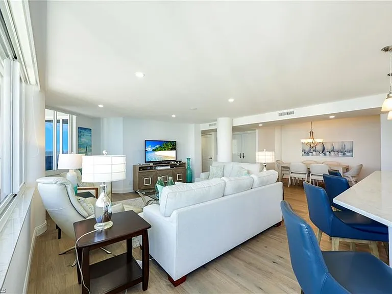 4041 Gulf Shore Blvd N #1505 — Photo 6