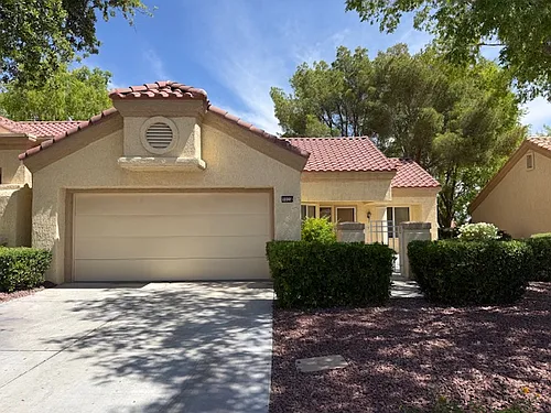 9028 Starmount Dr Photo 1