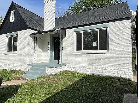 2nd image of 3828 Nelson Dr