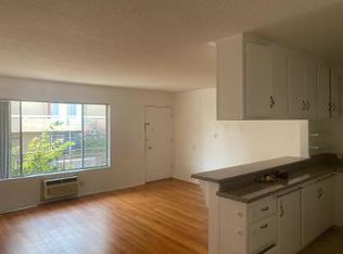 7155 Hawthorn Ave #8, Los Angeles, CA 90046