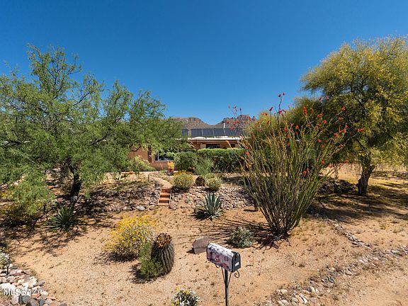 3rd image of 9141 E Placita Huajillo