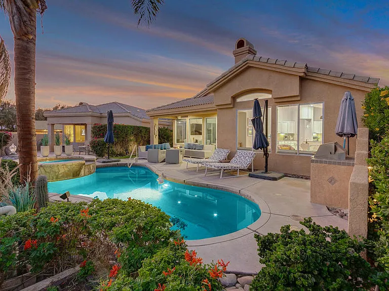 67361 N Laguna Dr — Photo 4