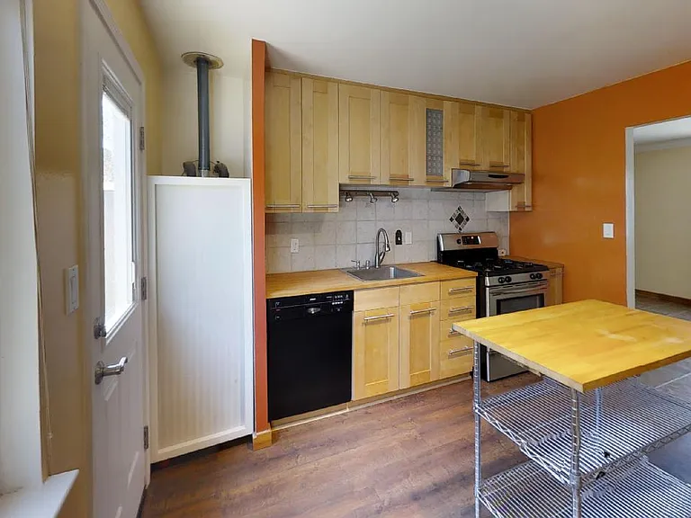 1312 Cedar St #B — Photo 16