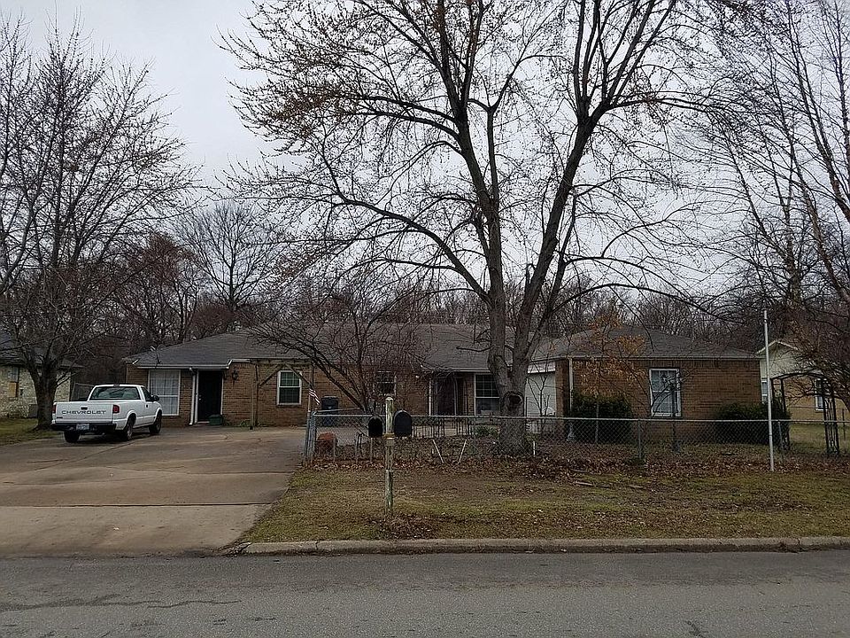 1st image of 729 N Betty Jo Dr