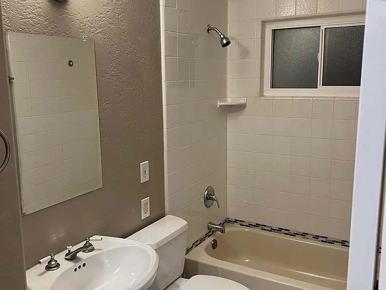 717 Oneonta Ave — Photo 26