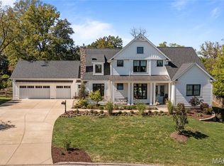 717 McLain Ln, Saint Louis, MO