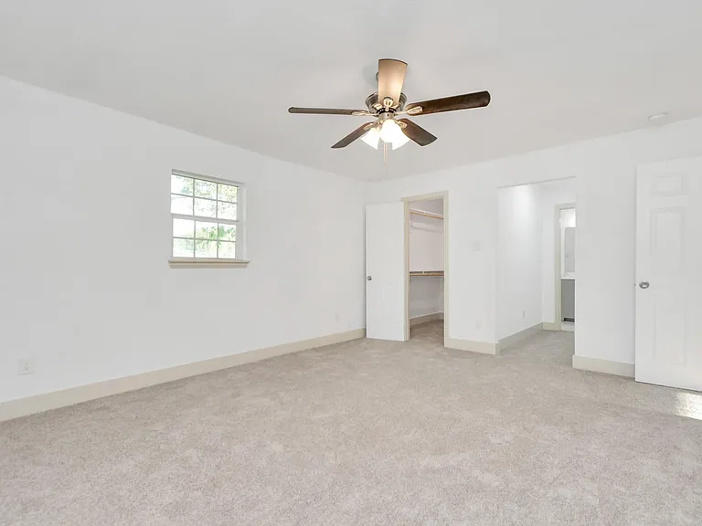 1501 Maiden Ln — Photo 20