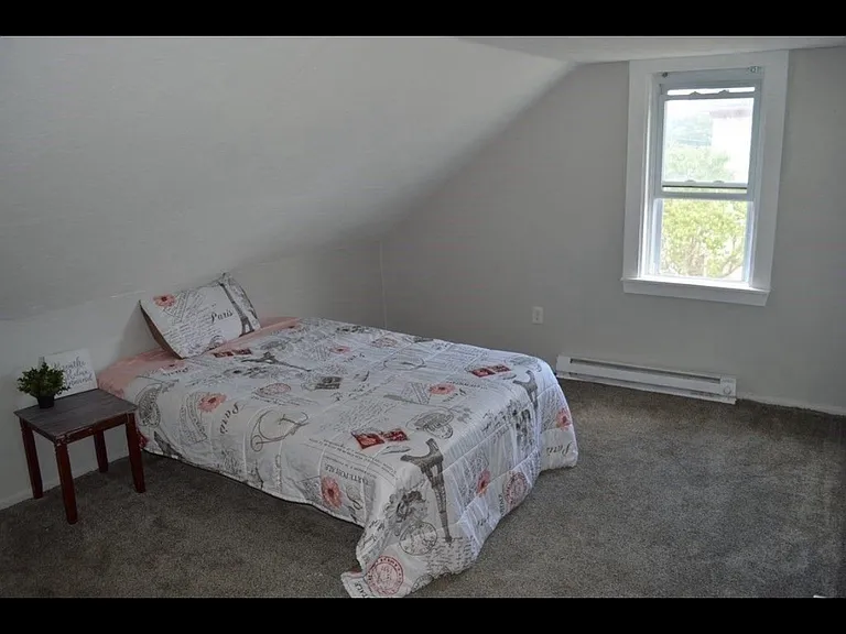 54A Leicester St #A — Photo 2