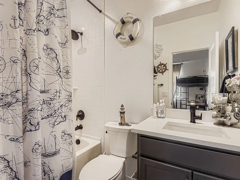 9022 Moondance Dr — Photo 24