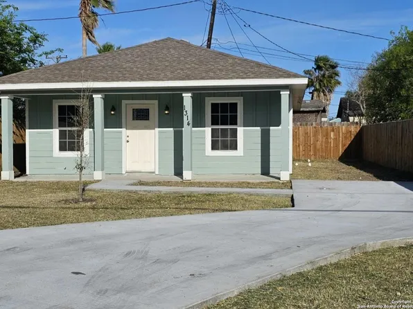 1314 Sabinas St, Corpus Christi, TX 78405