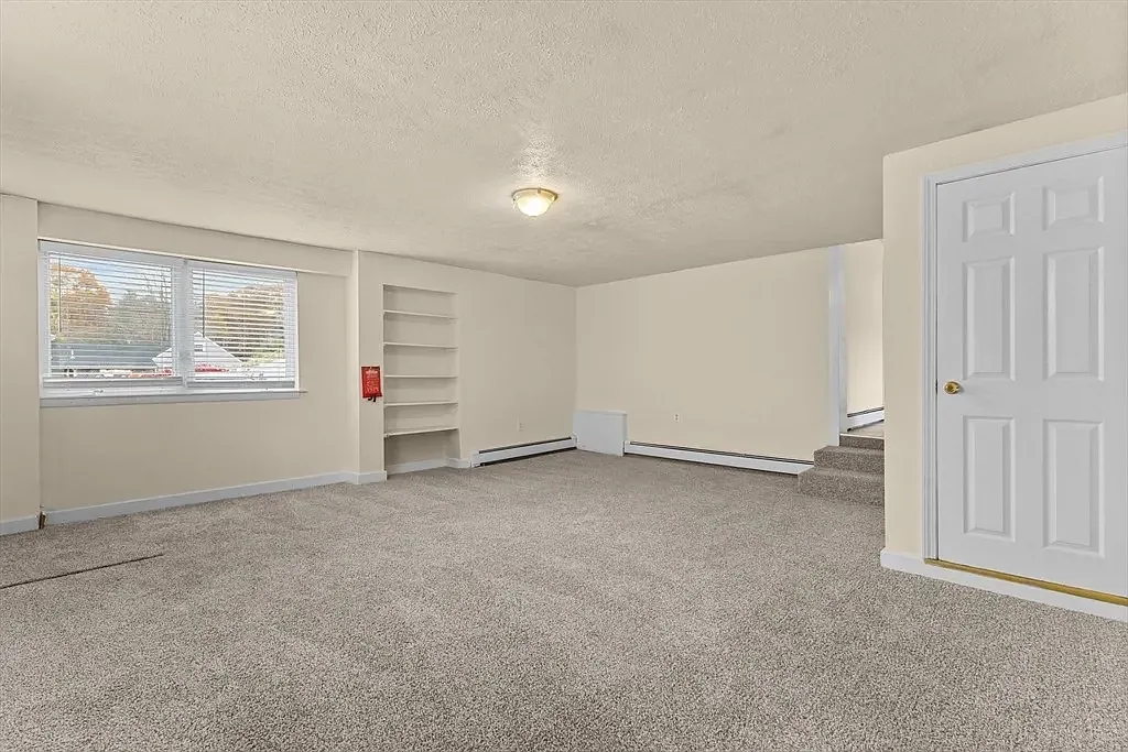 Building Photo - 333 Groveland St #3