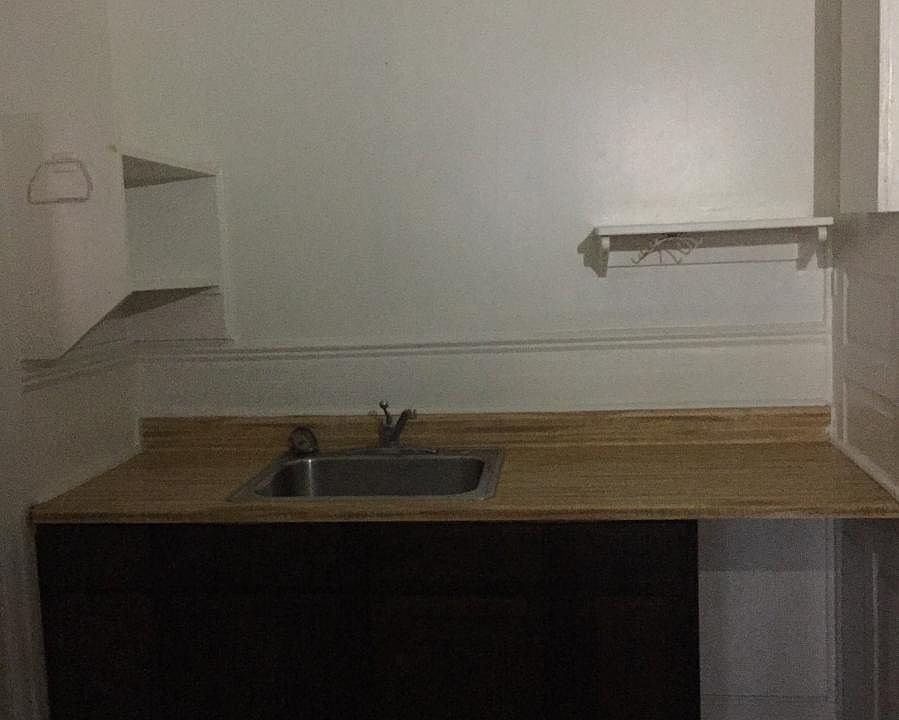 2nd image of 4744 2nd Ave APT 9