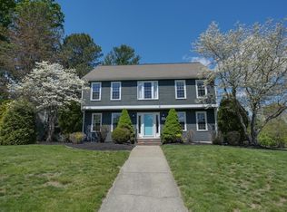 215 Rolling Meadow Dr, Holliston, MA 01746