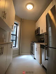 Rented by Wave Real Estate Group