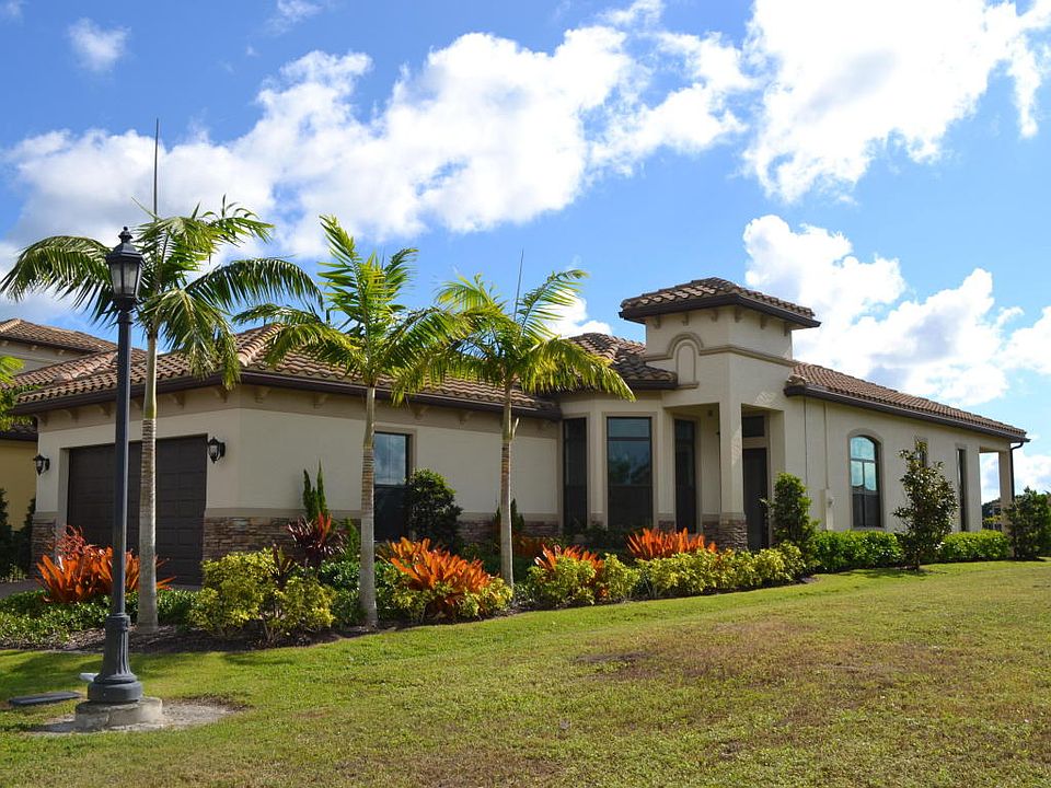 1st image of 233 SE Fascino Cir