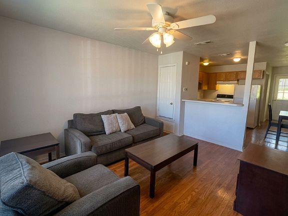 2nd image of 4406 Mattie Dr APT D