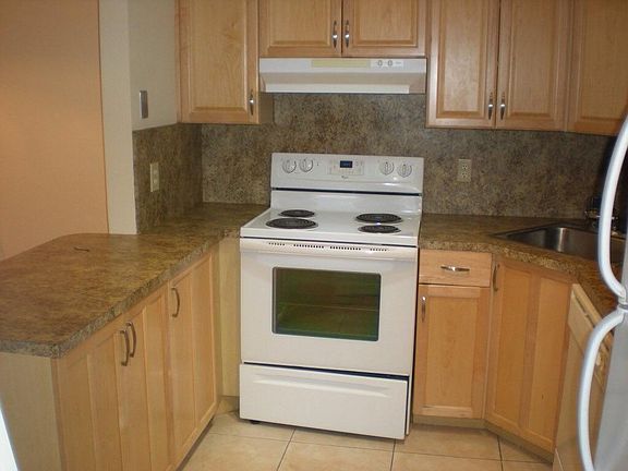 3rd image of 4947 Sable Pine Cir