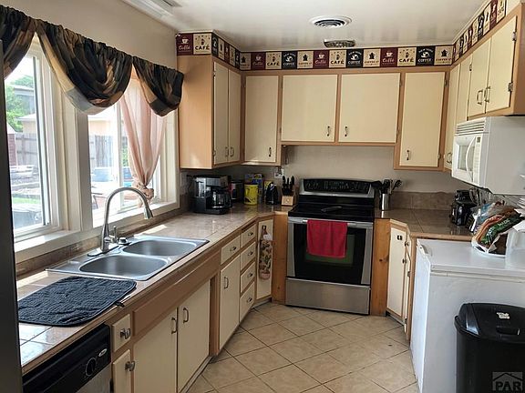 3rd image of 1634 Alexander Cir