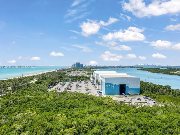 100 Bayview Dr APT 1620, Sunny Isles Beach, FL 33160