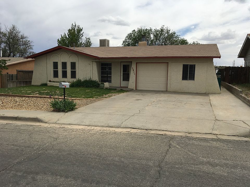 1st image of 3811 Country Club Dr