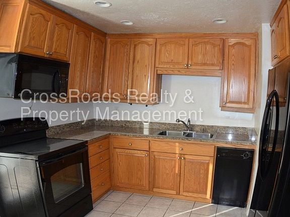 4th image of 1460 NE 21st St
