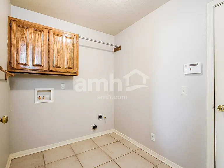 19713 E 38th Pl S — Photo 7