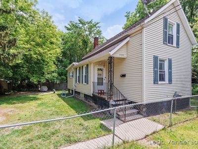 1126 Quarry Ave NW, Grand Rapids, MI, 49504