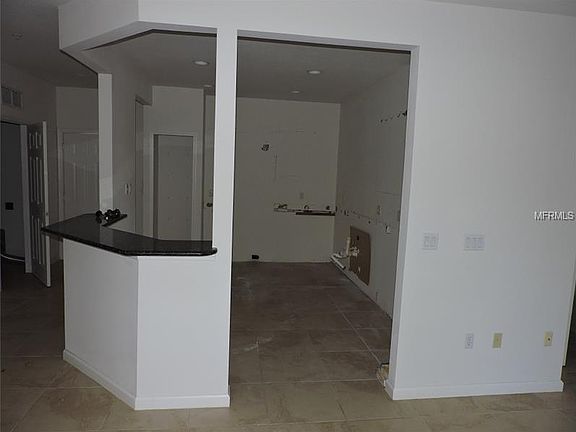 3rd image of 1832 Meeting Pl APT 101