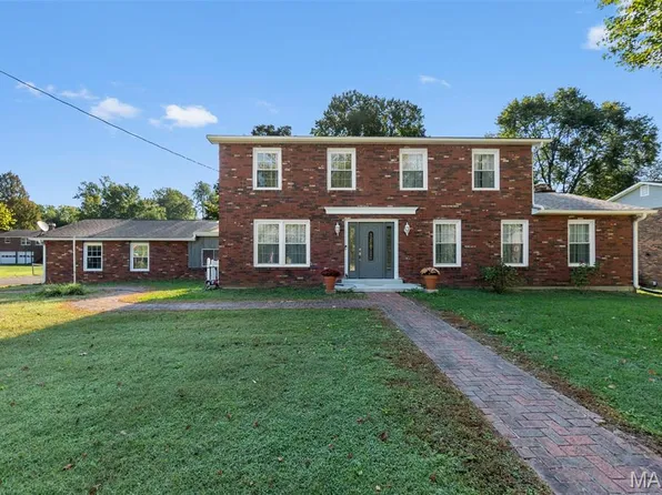 1420 Brookview St, Jackson, MO 63755