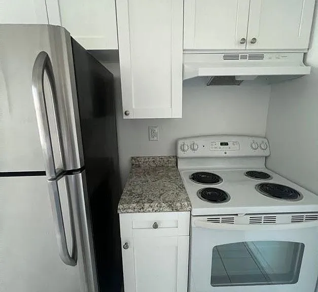 371 Sunshine Dr #H2 — Photo 11