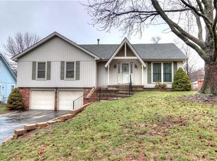 13004 W 100th Ter, Lenexa, KS 66215
