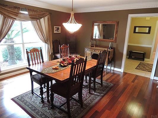 2nd image of 4480 La Mirage