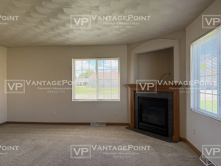 1862 Golden Bell Dr — Photo 6
