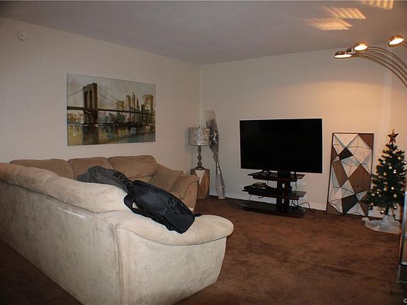 4th image of 2221/23 Bowlin Ct