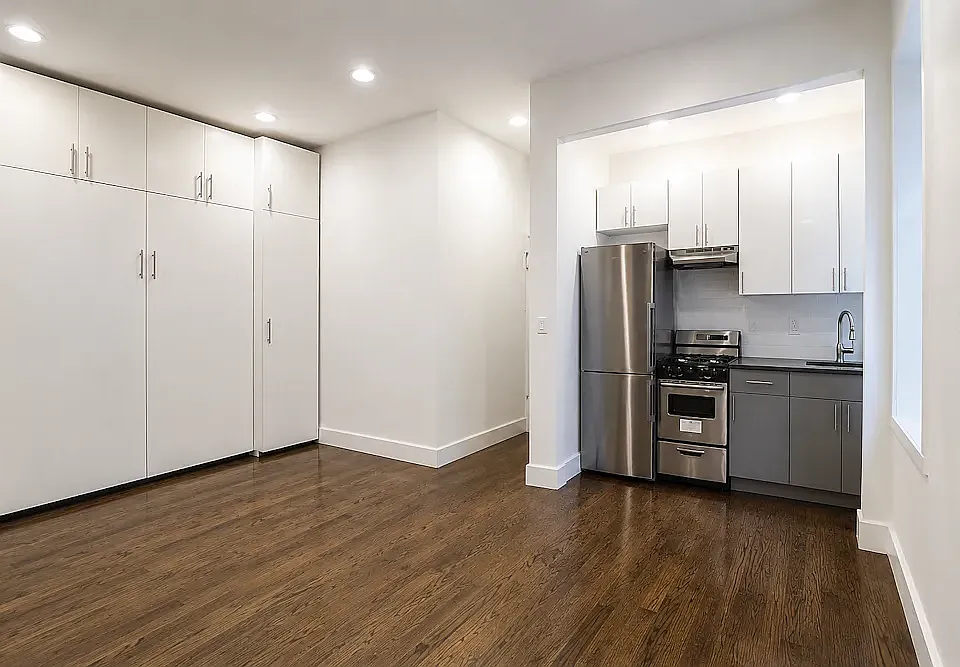 410 Eastern Pkwy #1M