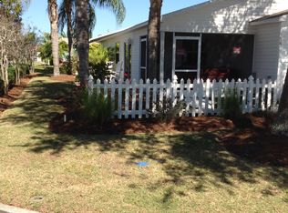 1221 Mathews Ln, The Villages, FL 32162