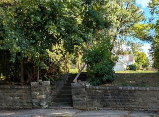 246 Coolspring St, Uniontown, PA 15401