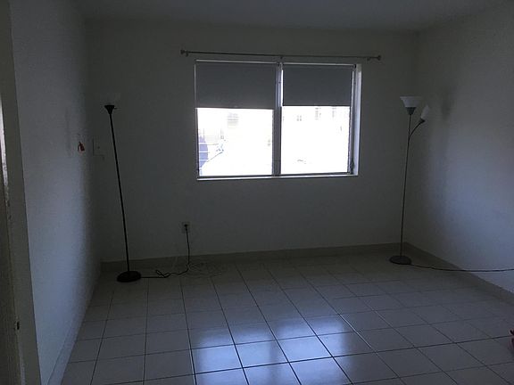 4th image of 7911 Carlyle Ave APT 8