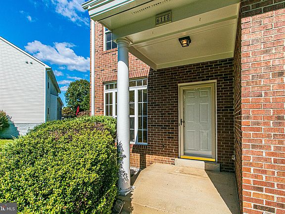 2nd image of 6118 Oaklawn Ln